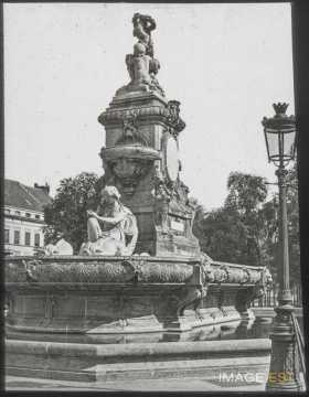 Fontaine de Brouckère (Bruxelles)